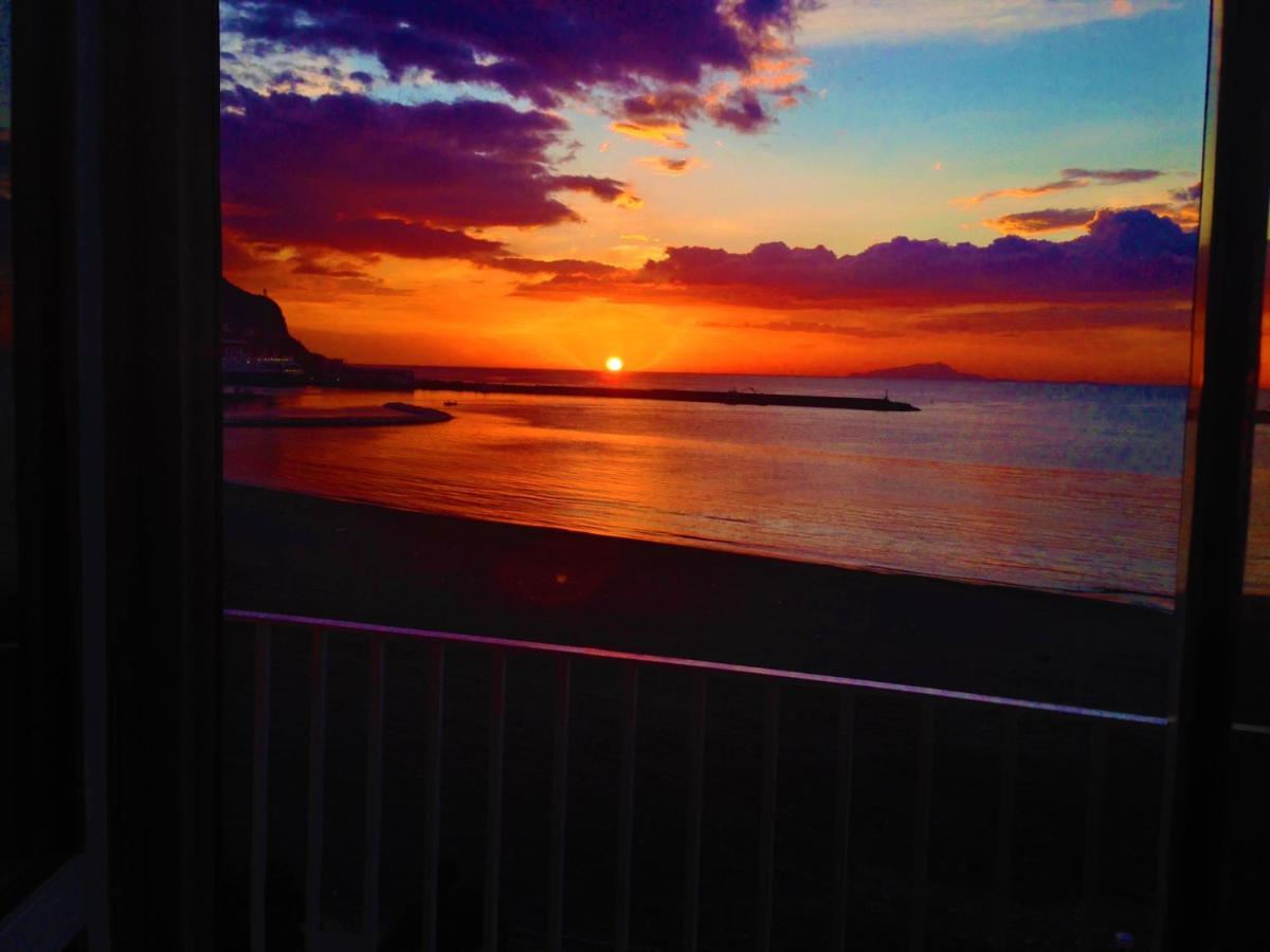 Bed and Breakfast Il Veliero Castellammare di Stabia Exterior foto